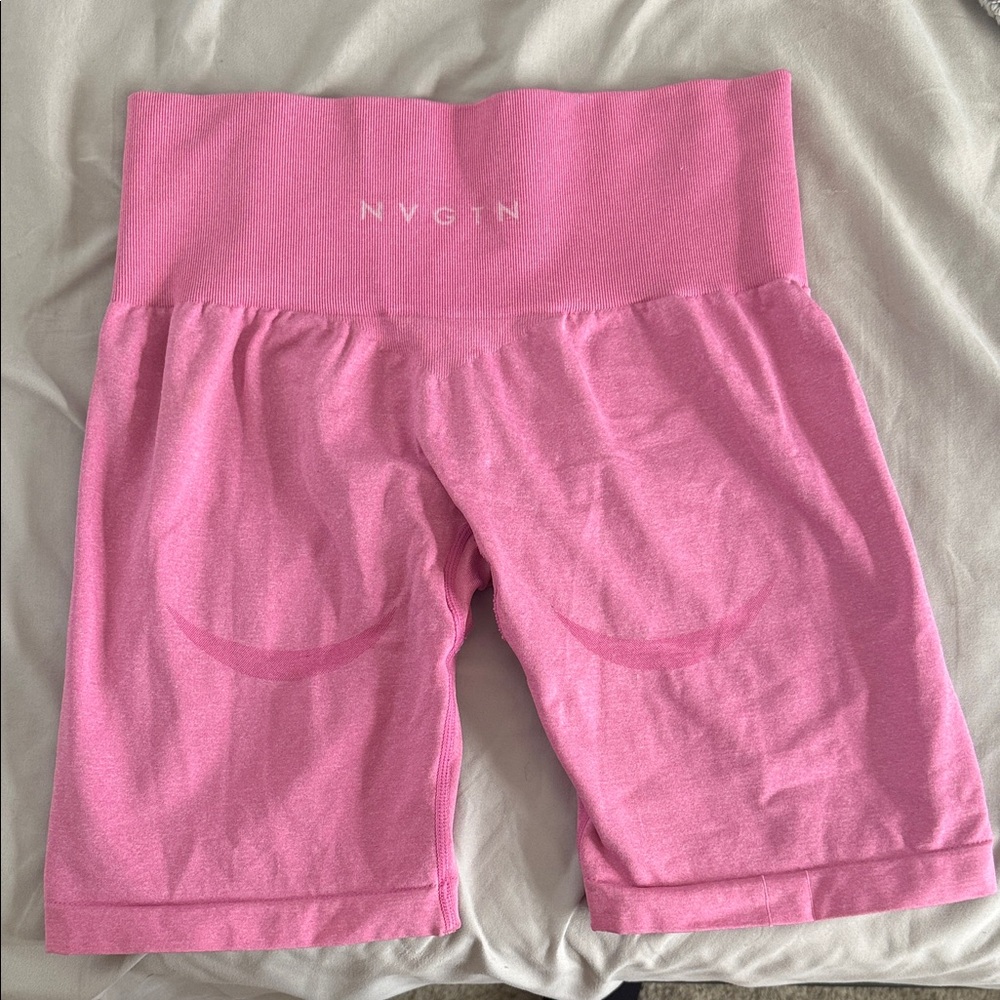 NVGTN Women's Vibrant Pink Bike Shorts